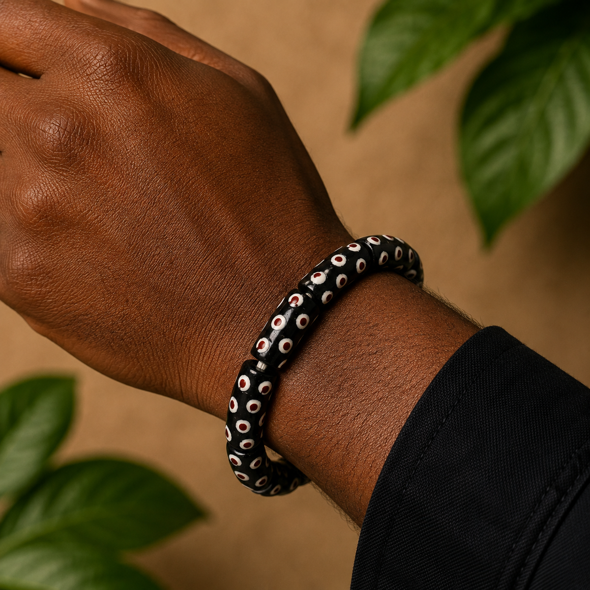 Black & Red Patterned Beaded Bracelet